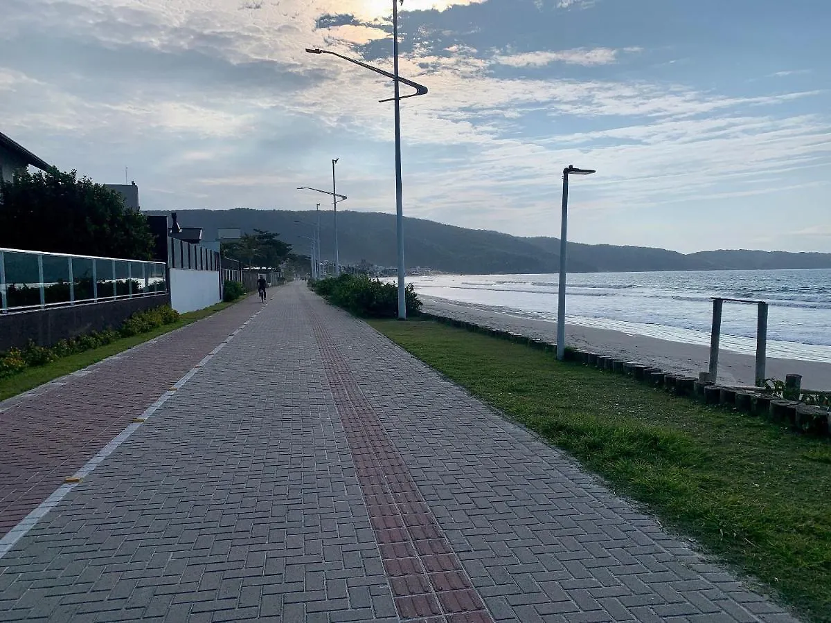 הוילה 413 - Casa Frente Mar Em Bombas Bombinhas Sc Aluguel De Temporada בית נופש